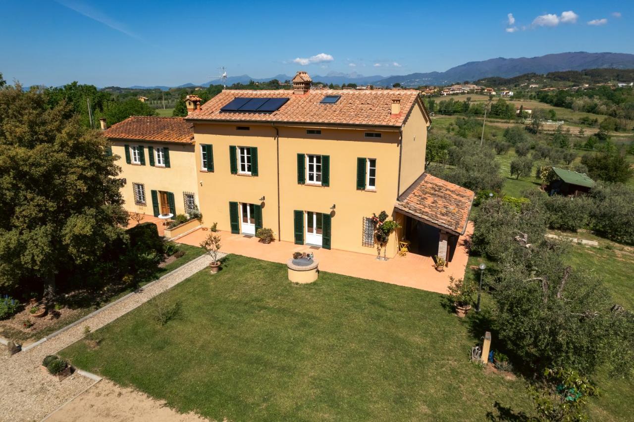 B&B La Casetta Montecarlo Exterior photo
